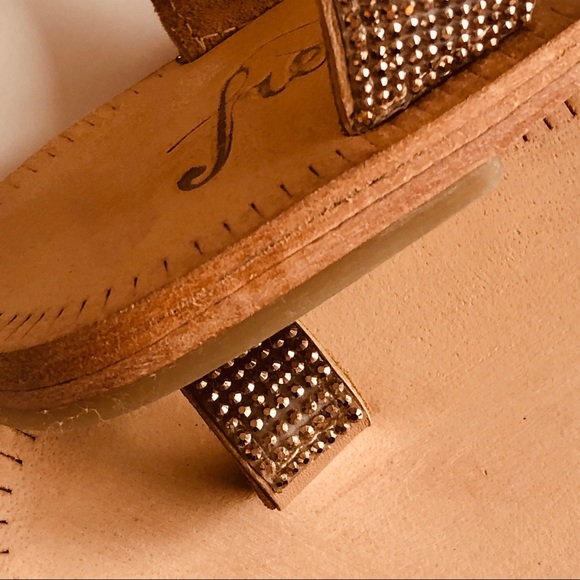 Free People rose gold sandal - Picture 7 of 10